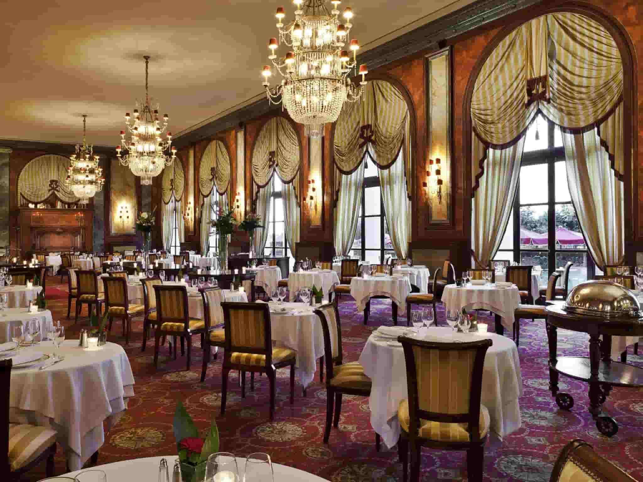 Hotel Barriere Le Royal Deauville Exteriör bild