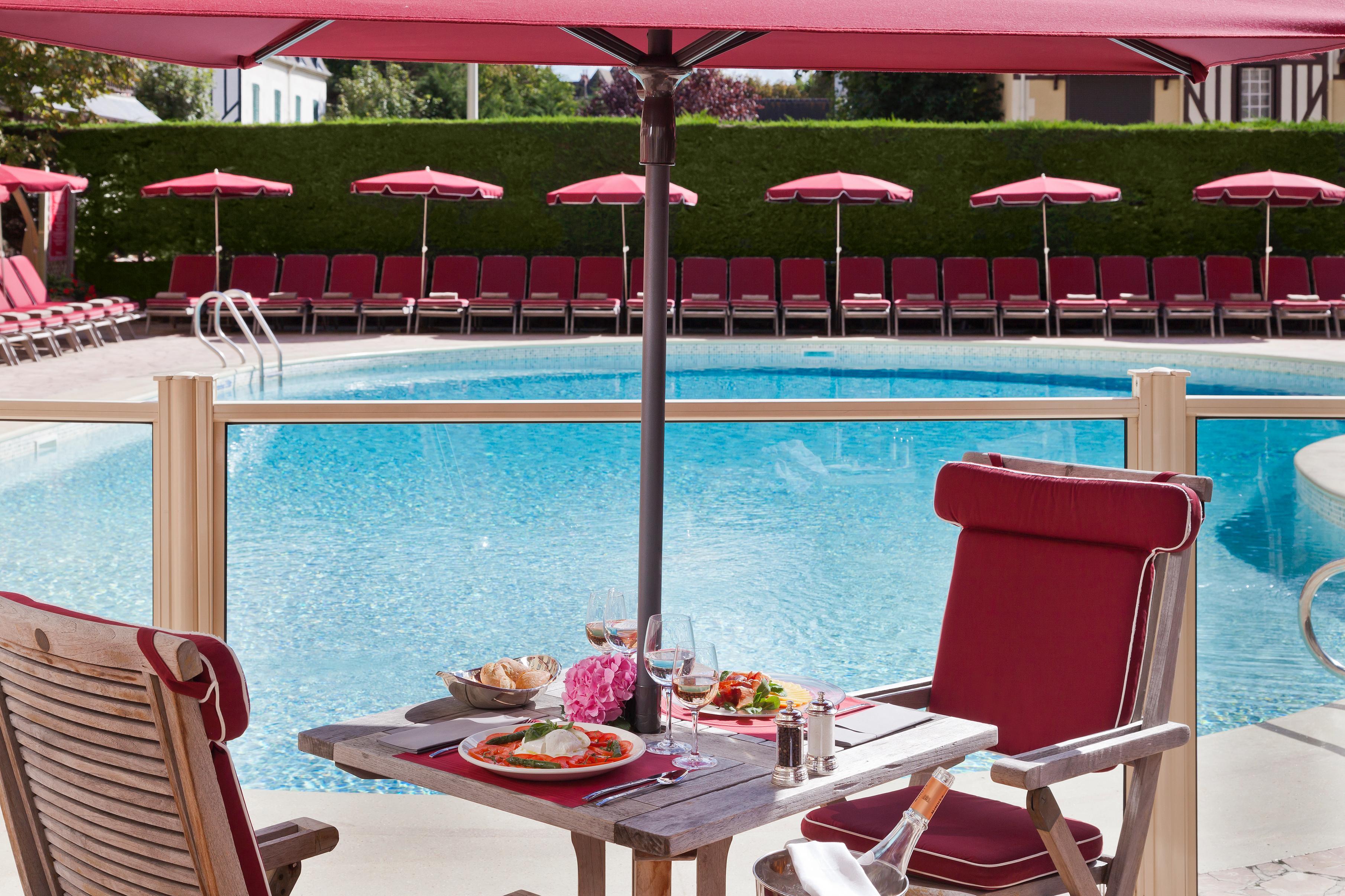 Hotel Barriere Le Royal Deauville Exteriör bild