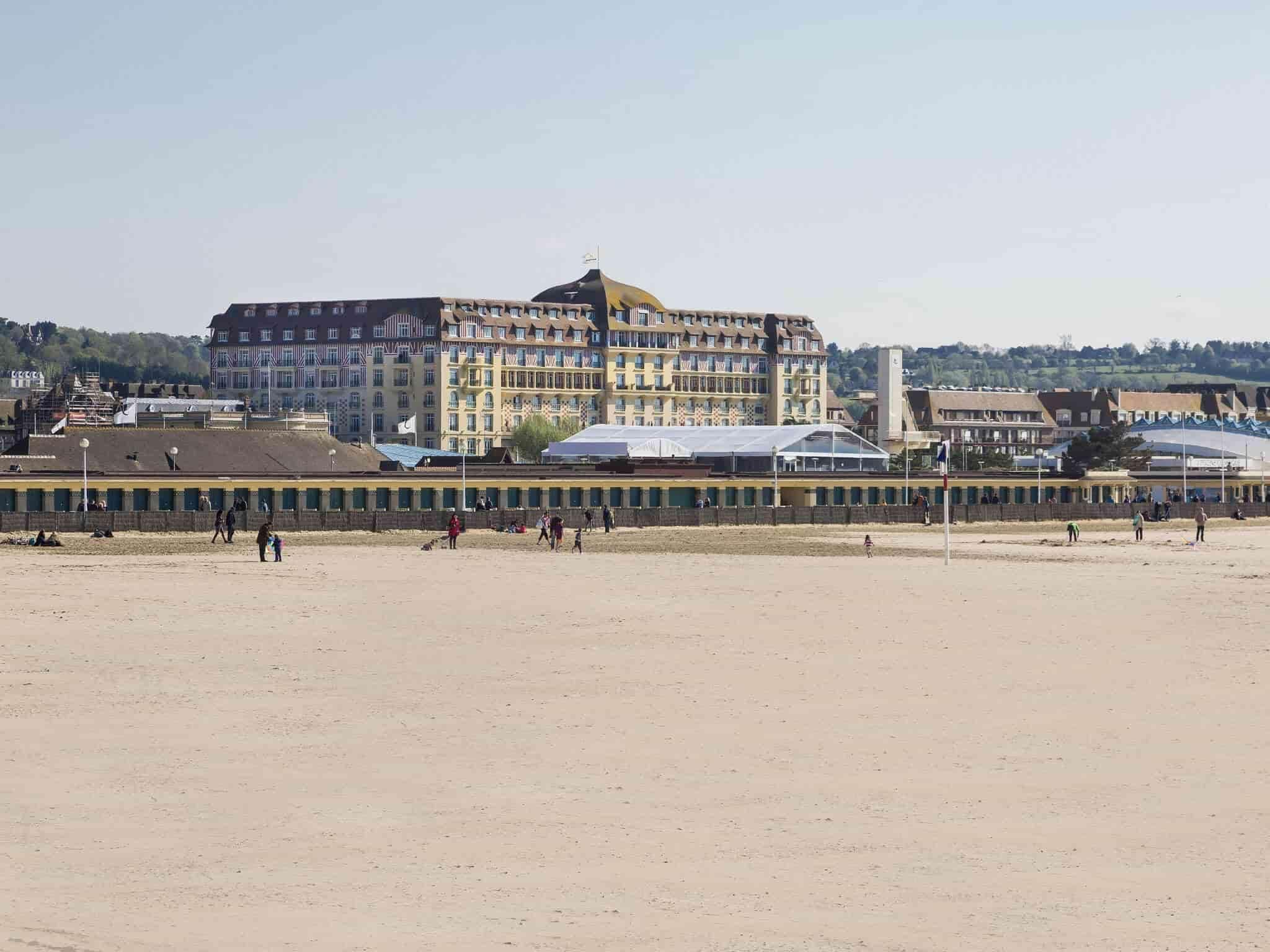 Hotel Barriere Le Royal Deauville Exteriör bild
