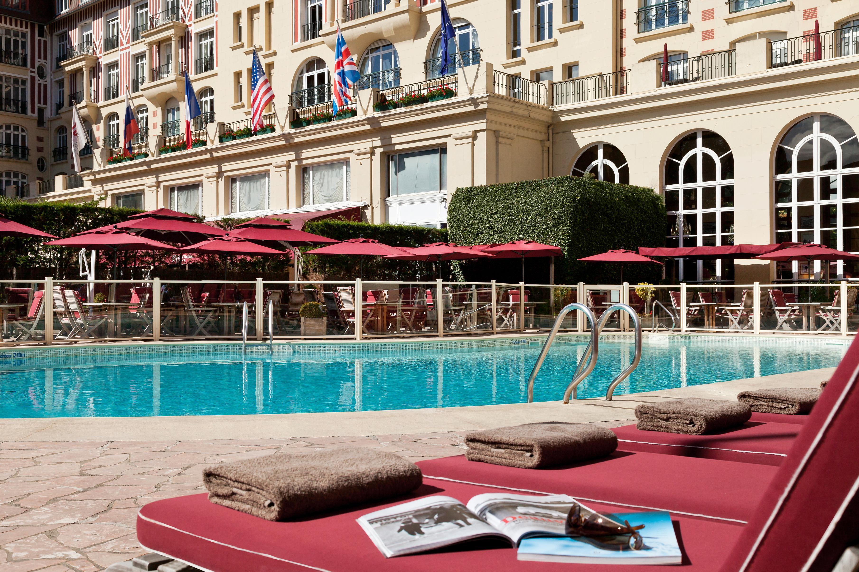 Hotel Barriere Le Royal Deauville Exteriör bild