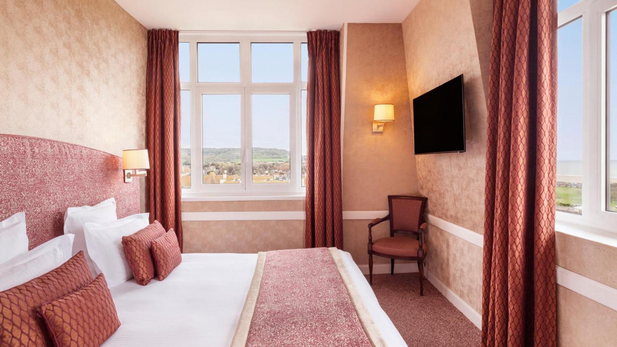 Hotel Barriere Le Royal Deauville Exteriör bild